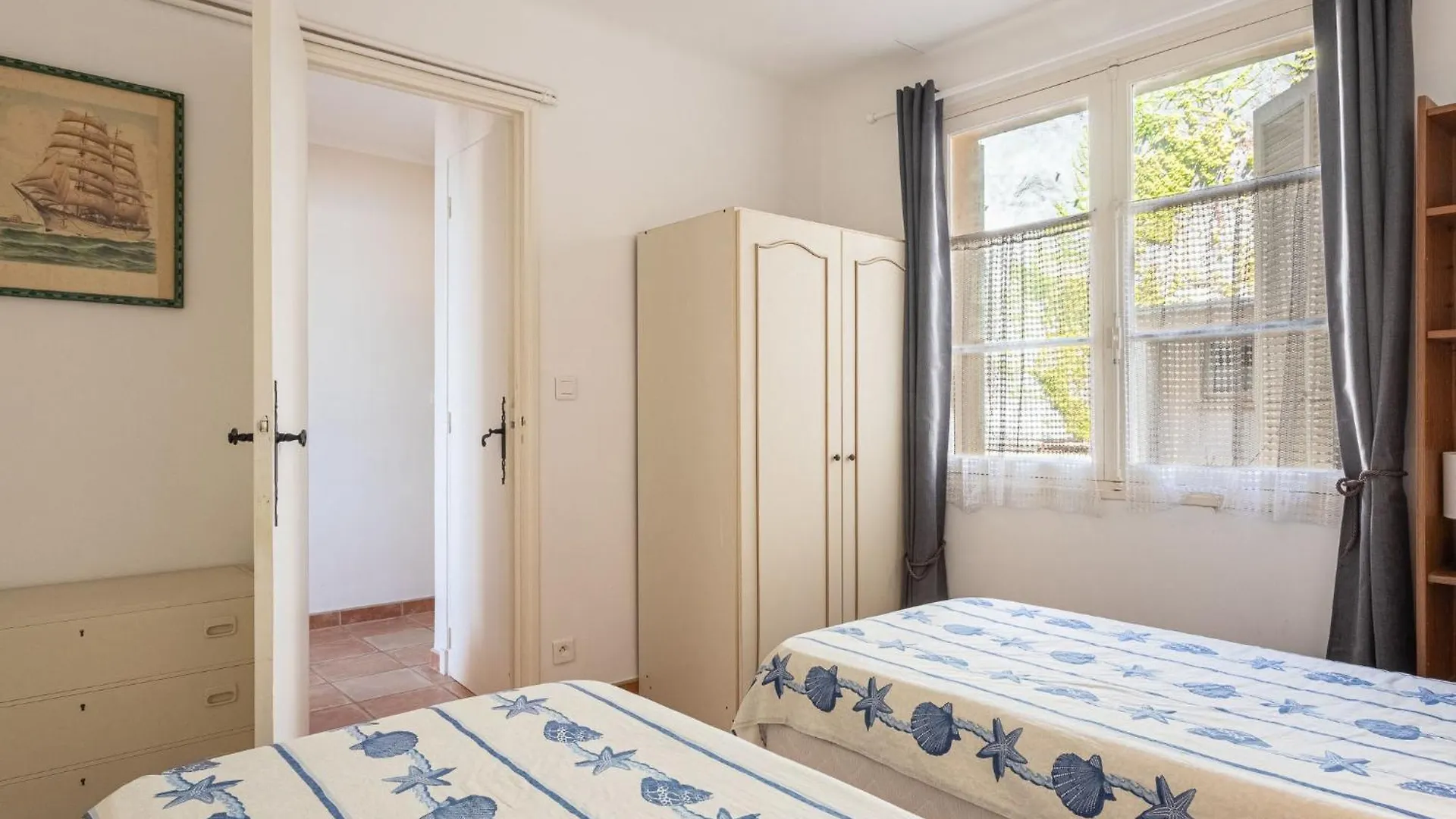 Apartment Residence Les Flots By Interhome 사나리쉬르메르